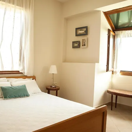 Holiday home Achilles, Trani Ammouda #feelslikehome *